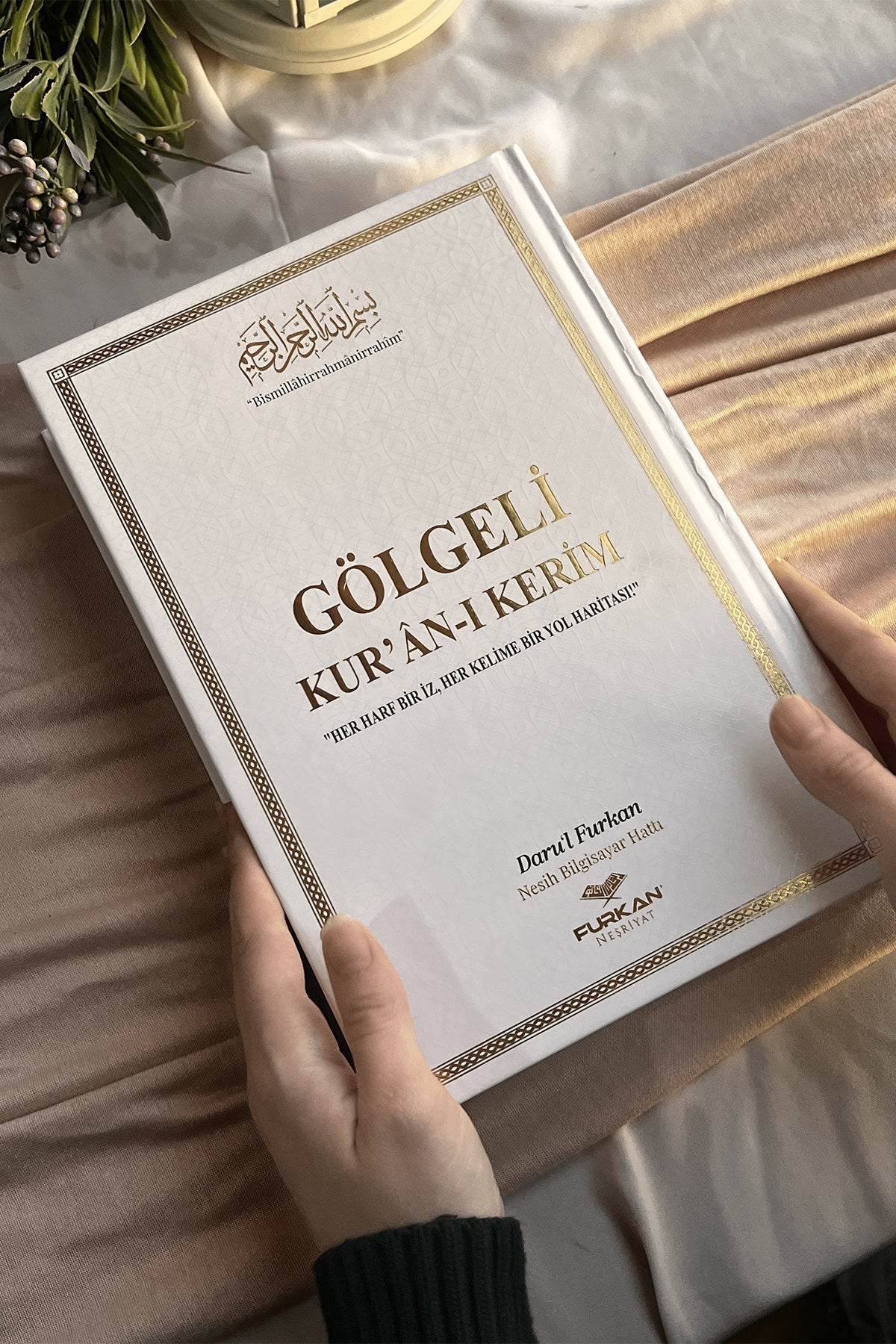Gölgeli Kuran-ı Kerim - Sevdiklerinize Vereceğiniz En Güzel Hediye